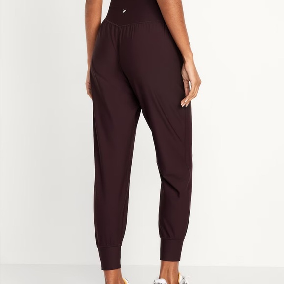 Old Navy Women's Brown Jogger Pants - Picture 2 of 8